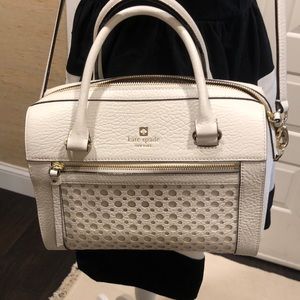 ☘️New..Kate spade Delaney pebble Lane bubbles